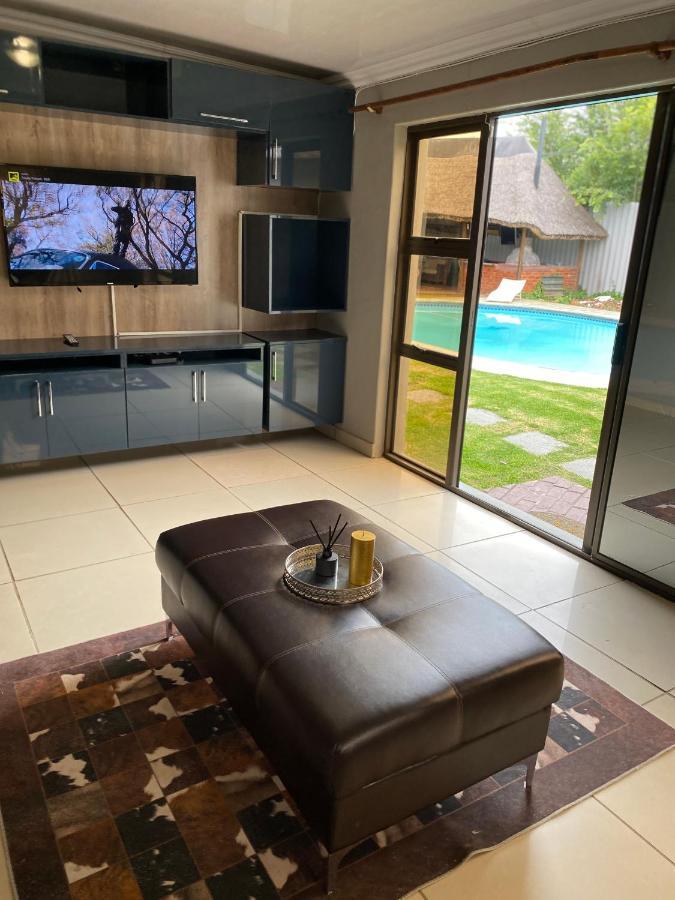 Lodge At Nyala Welkom Bagian luar foto